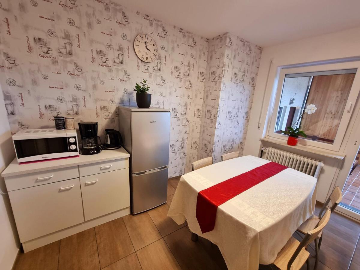 Workershome - Business Apartments - Monteurwohnungen Вертгейм Экстерьер фото